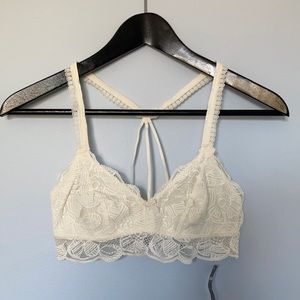 NWT Aerie off-white lace bralette SMALL